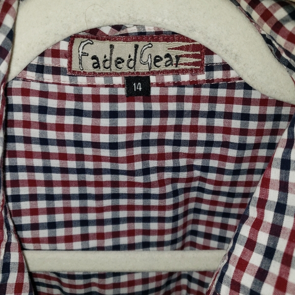 Faded Gear button down - Picture 2 of 4